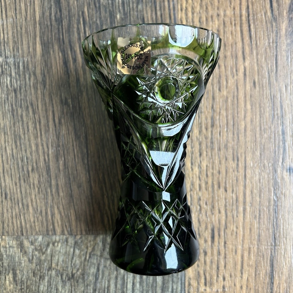 Vintage 5" Emerald Green Cut-to-Clear Lead Crystal Bud Vase Bohemian Style - Picture 5 of 10